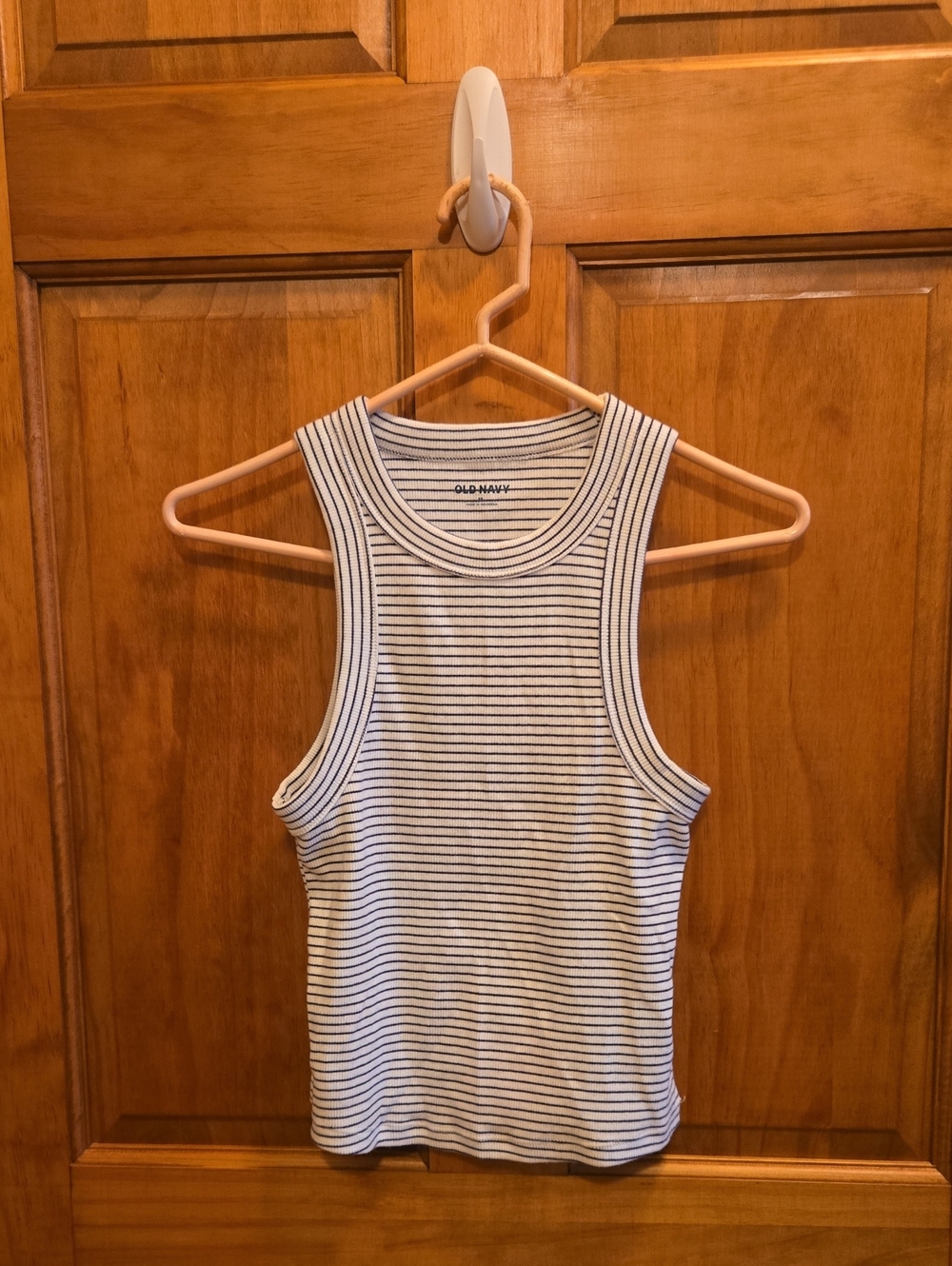 Old Navy Women's White Striped Ribbed Tank Top